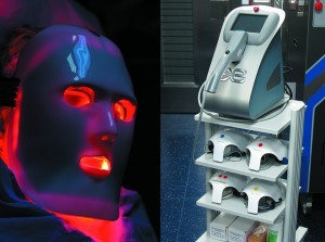 Figure 1 LED facial mask and EPI-C Plus main unit used in this study